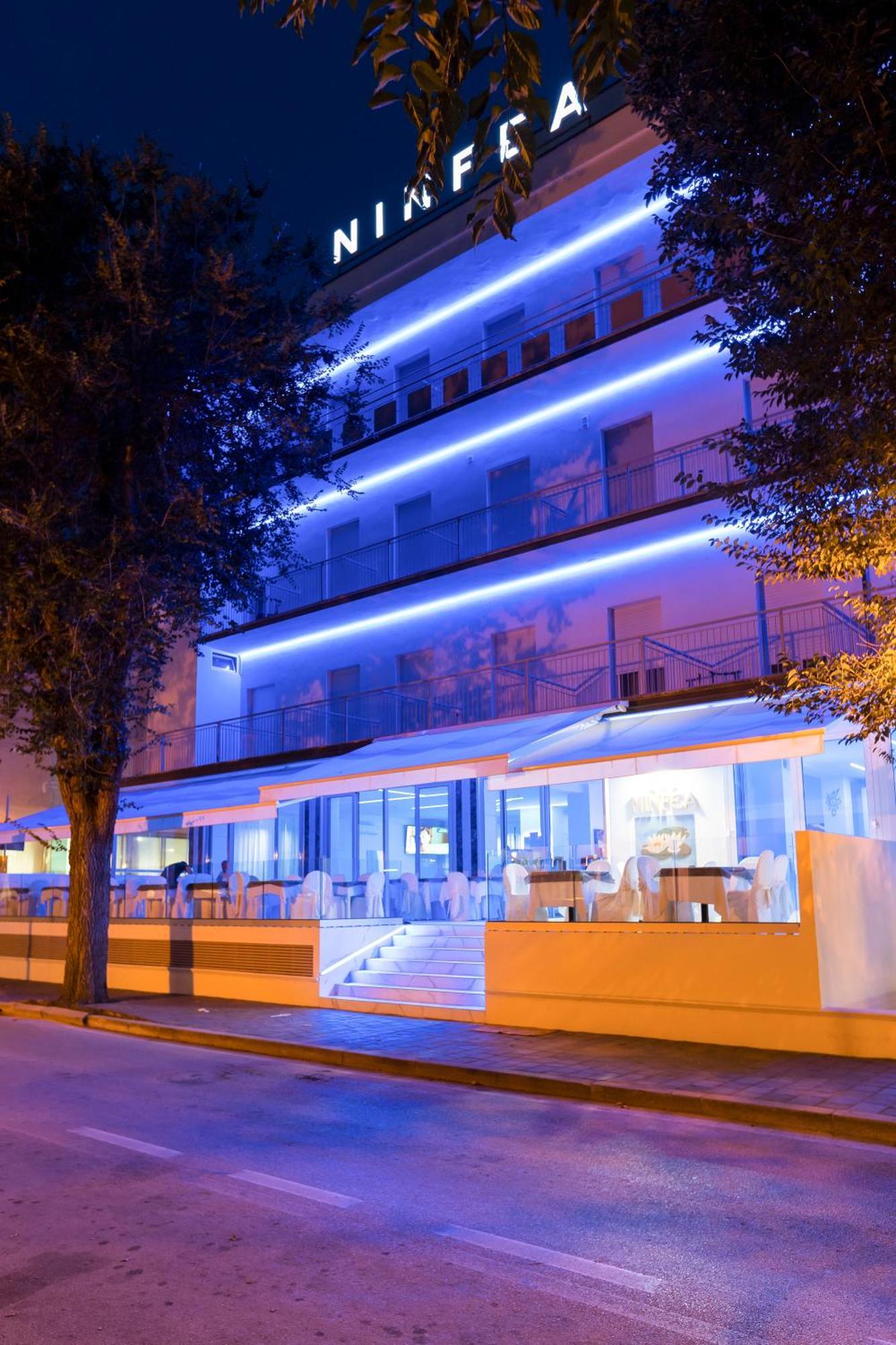 Hotel Ninfea كاتوليكا المظهر الخارجي الصورة